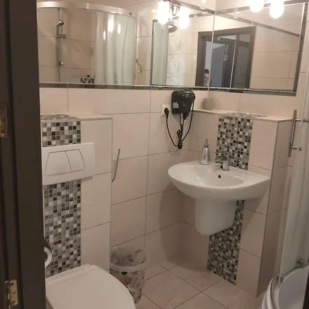 Komfortowy Apartamen Nad Morzem W Kolobrzegu 300 M Od Morza W Dzielnicy Uzdrowiskowej Exterior photo