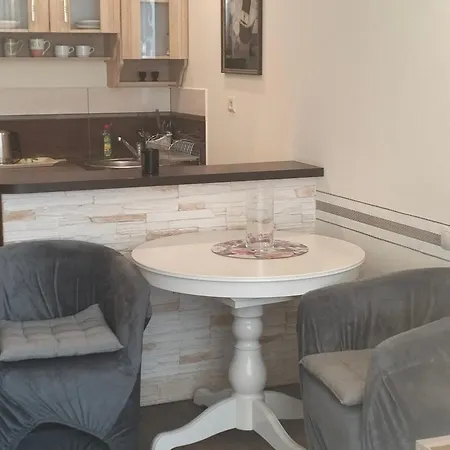 Komfortowy Apartamen Nad Morzem W Kolobrzegu 300 M Od Morza W Dzielnicy Uzdrowiskowej Exterior photo