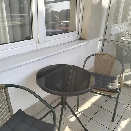Komfortowy Apartamen Nad Morzem W Kolobrzegu 300 M Od Morza W Dzielnicy Uzdrowiskowej Exterior photo
